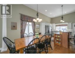 20 BEECHWOOD CIRCLE - 16