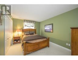 20 BEECHWOOD CIRCLE - 24