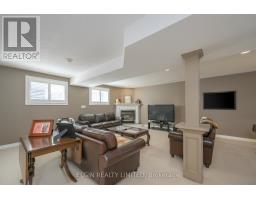 20 BEECHWOOD CIRCLE - 27