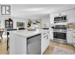 122 ST LAWRENCE BOULEVARD - 18