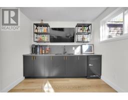 122 ST LAWRENCE BOULEVARD - 28