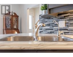 14 - 20 KERNOHAN PARKWAY - 11