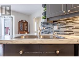 14 - 20 KERNOHAN PARKWAY - 12