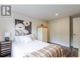 14 - 20 KERNOHAN PARKWAY - 36