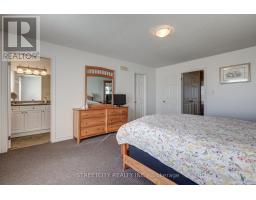 489 SKYLINE AVENUE - 26