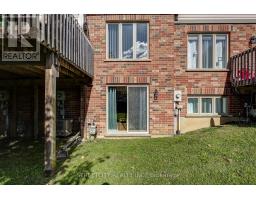 489 SKYLINE AVENUE - 32