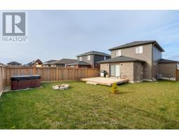 125 GILMOUR DRIVE - 33