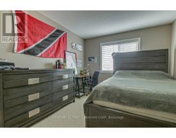 812 REEVES AVENUE - 9