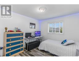 5 - 1855 ALDERSBROOK ROAD - 24