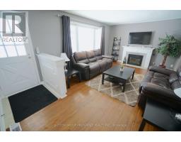 401 REGAL DRIVE - 15