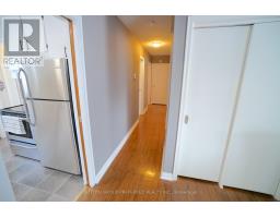 401 REGAL DRIVE - 20