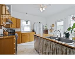 839 QUEENS AVENUE - 15