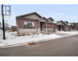 29 - 1080 UPPERPOINT AVENUE - 3