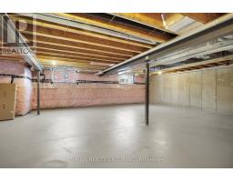 29 - 1080 UPPERPOINT AVENUE - 32