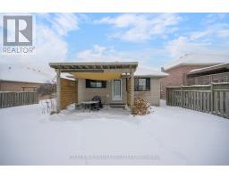 457 HIGHVIEW DRIVE - 12