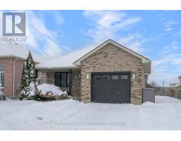 457 HIGHVIEW DRIVE - 2