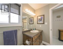 457 HIGHVIEW DRIVE - 22