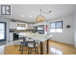 457 HIGHVIEW DRIVE - 23