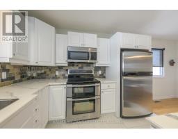 457 HIGHVIEW DRIVE - 27