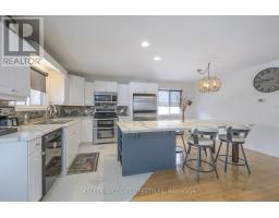 457 HIGHVIEW DRIVE - 29