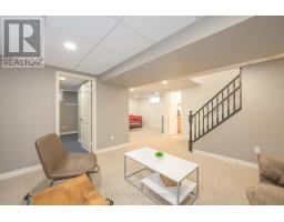 457 HIGHVIEW DRIVE - 32