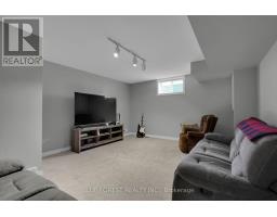 3 - 410 AMBLESIDE DRIVE - 25