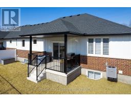 17 - 175 GLENGARIFF DRIVE S - 42