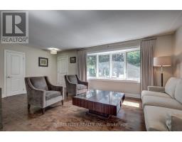 12 MONTEREY CRESCENT - 3