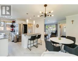 177 MERLIN CRESCENT - 12