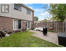 250 - 700 OSGOODE DRIVE S - 18