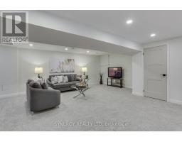 32 CLARK STREET - 29