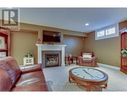 17 - 725 EAGLETRACE DRIVE - 29