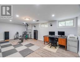 505 REGAL COURT - 26