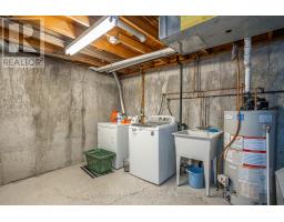 915 DALHOUSIE DRIVE - 36