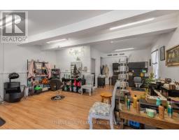 537 MARY STREET - 15