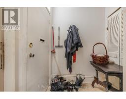 537 MARY STREET - 19