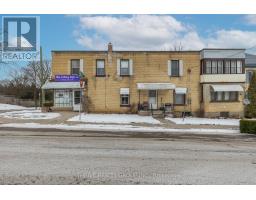 537 MARY STREET - 2