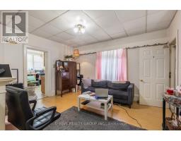 537 MARY STREET - 23