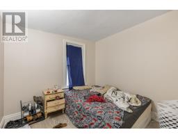 537 MARY STREET - 28