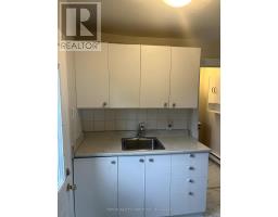537 MARY STREET - 38