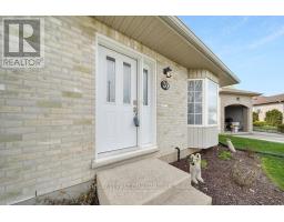 30 AYLESFORD COURT - 36