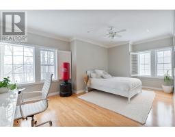 2461 WESTDEL BOURNE - 28