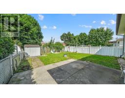 8 POPLAR CRESCENT - 36