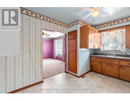 121 VICTORIA STREET W - 17