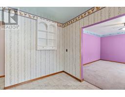 121 VICTORIA STREET W - 26