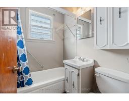121 VICTORIA STREET W - 30