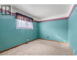 121 VICTORIA STREET W - 32