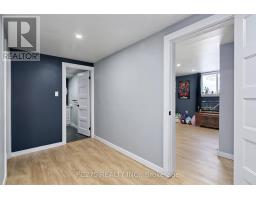 1 IDSARDI AVENUE - 27