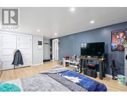 1 IDSARDI AVENUE - 30