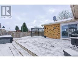 1 IDSARDI AVENUE - 33